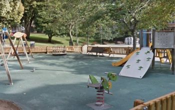 parque infantil plaza Amboage