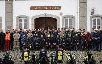 unidad buceo limpieza fondos marinos