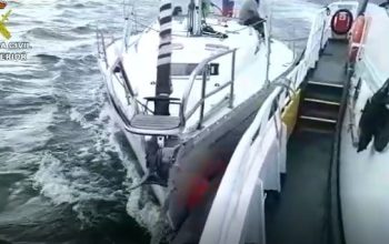 velero remolcado